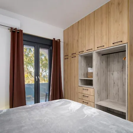 Christianna & George Luxury Hot Tub Daire