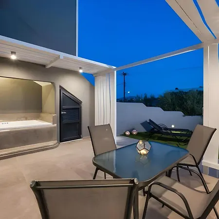 Christianna & George Luxury Hot Tub Lägenhet