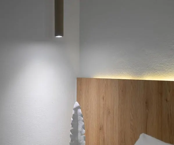 Christianna & George Luxury Hot Tub *