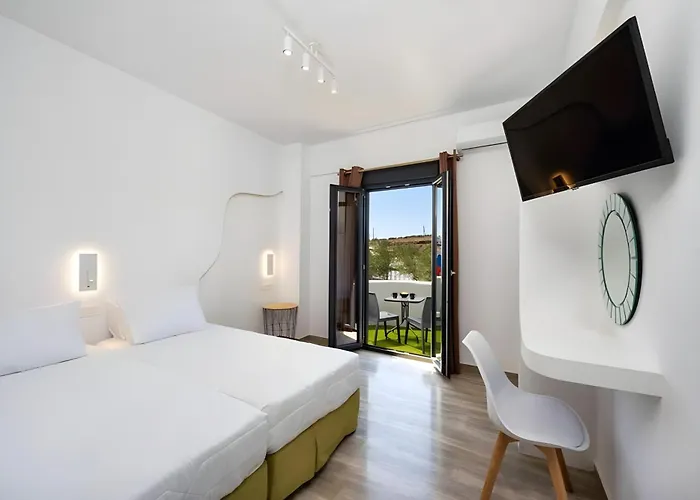 Lägenhet Christianna & George Luxury Hot Tub