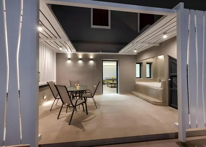 Lägenhet Christianna & George Luxury Hot Tub Fira (Santorini)