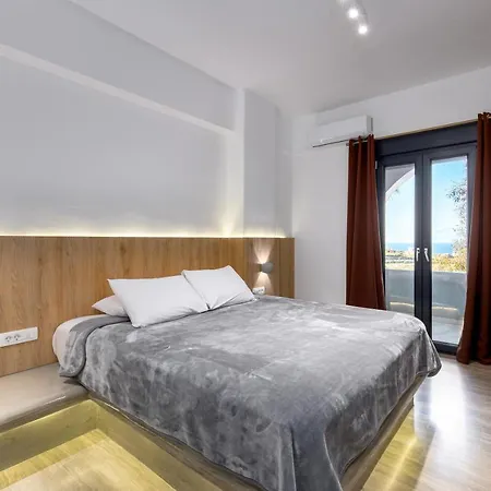 Christianna & George Luxury Hot Tub Appartamento Fira (Santorini)