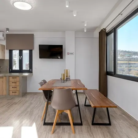 Christianna & George Luxury Hot Tub *